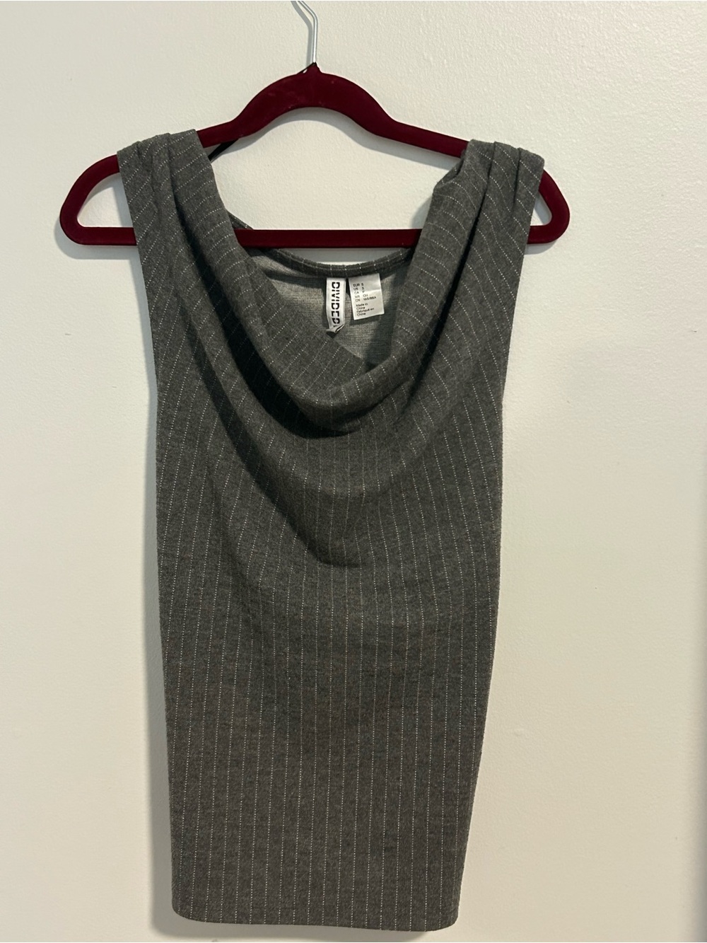 H&M top sleeveless